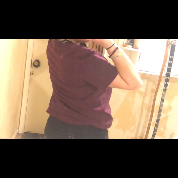 Pink maroon size large shirt - Picture 2 of 4